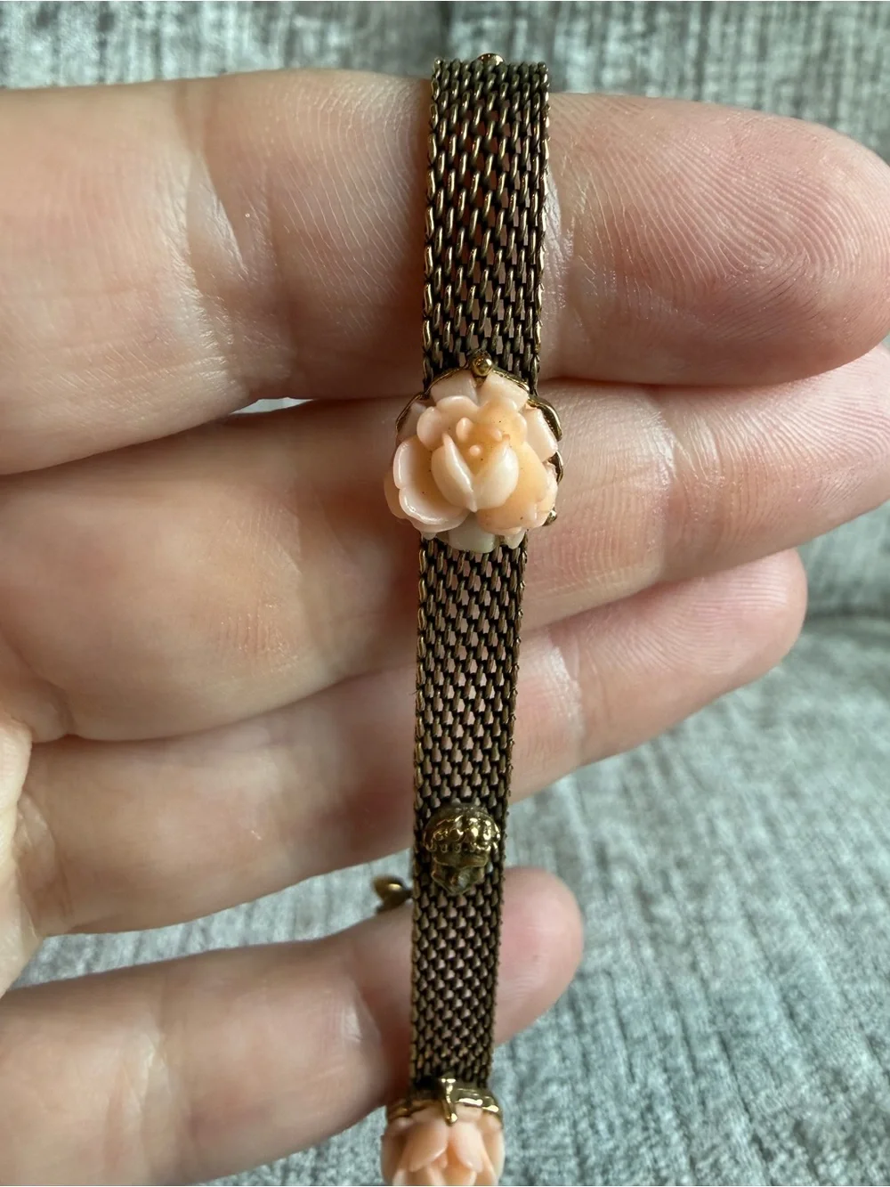 Goldette NY Gold Tone Mesh Bracelet Pink Carved Rose Floral